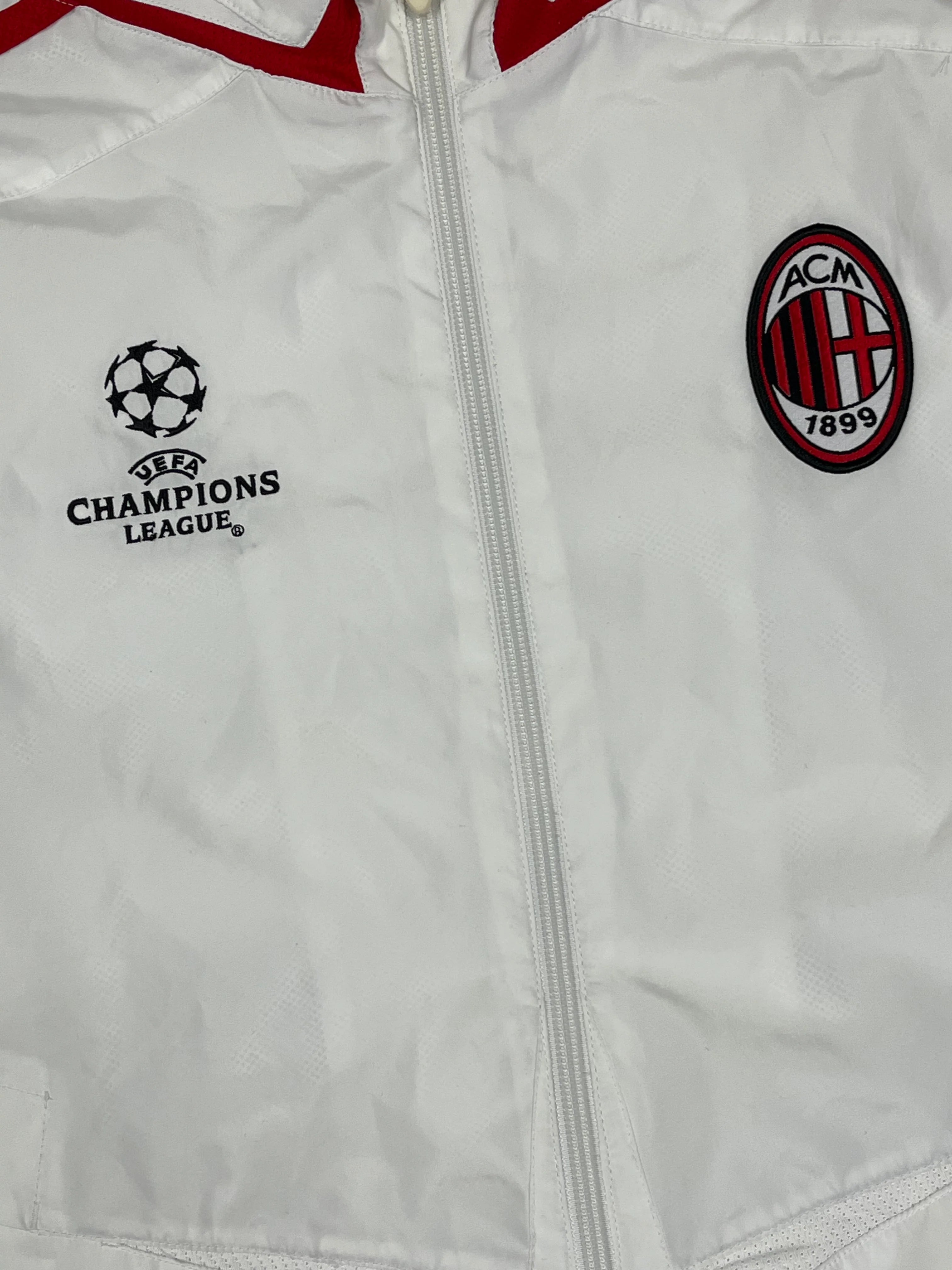 Tuta  Milan